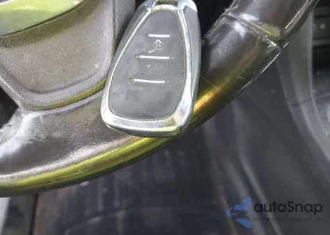 2019 Chevrolet Equinox Lt z USA, uszkodzony, nr VIN 3GNAXKEV2KL208622